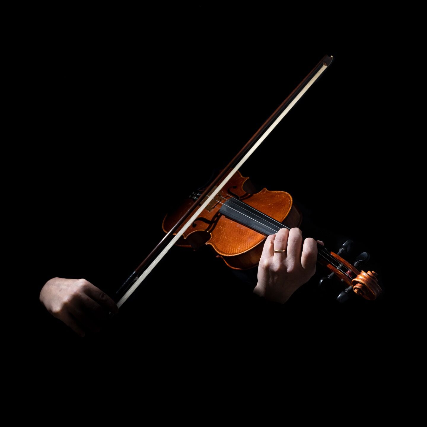 fotOiride - claudia-musica.jpg