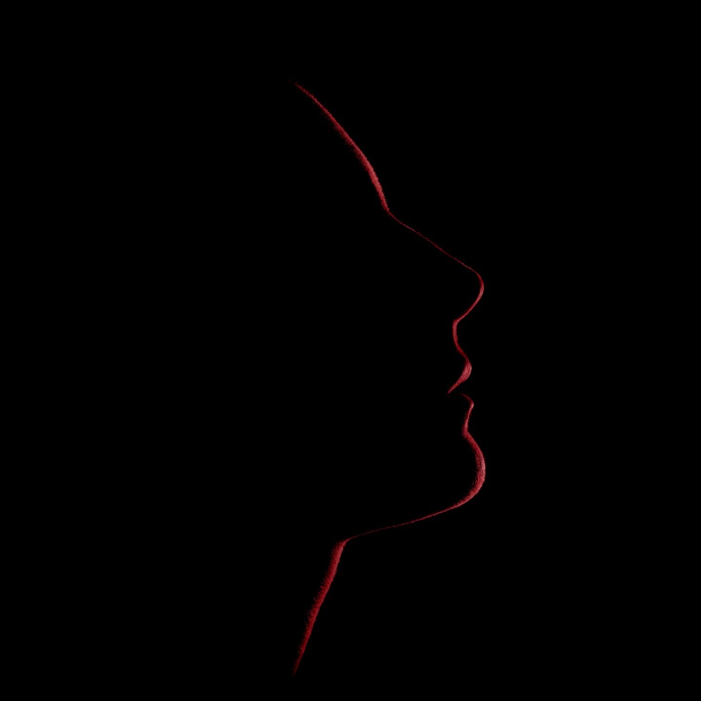 fotOiride - claudia-red-line-2.jpg
